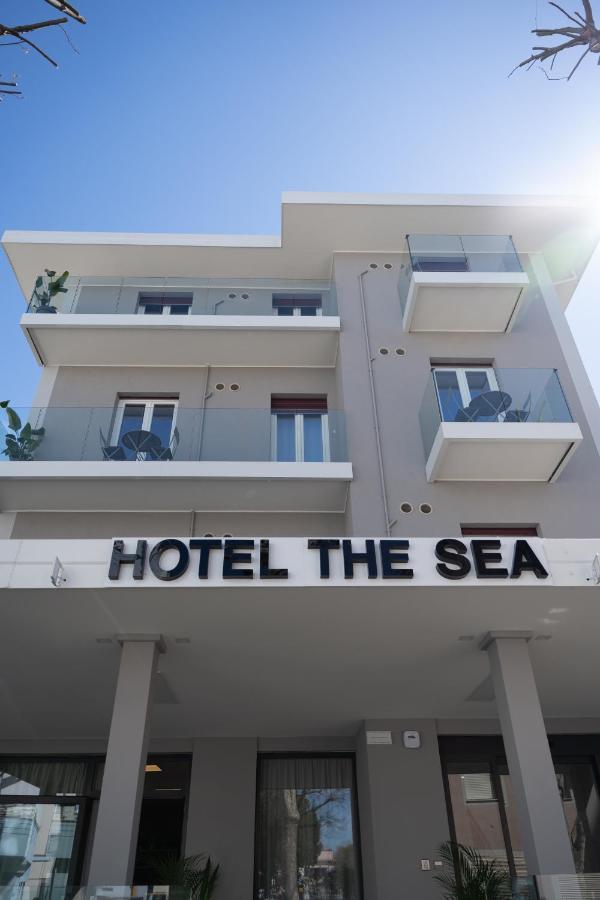 Hotel The Sea Римини Екстериор снимка